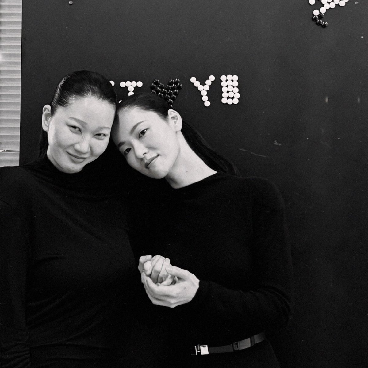 yeoobok's tweet photo. 여빈언니가 부세미 찍으면서 정말 많이 행복했던 것 같아서 너무 보기 좋음 🥹🥹 부세미 더더 보내기 싫어져... 영란이 더 보여줘... https://t.co/iW5MQ5sTI0