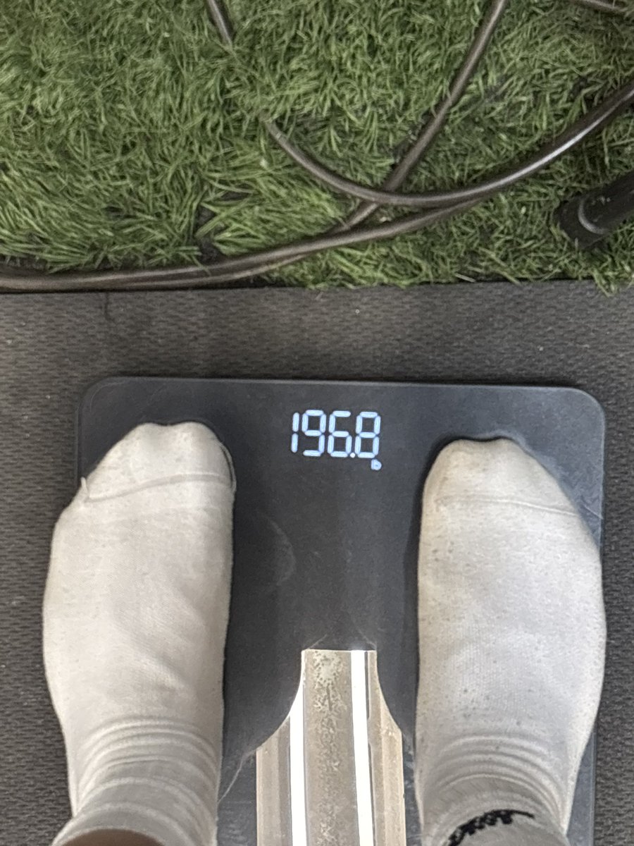 AJ_Griffith4's tweet photo. first week into offseason lifting, getting the heavy weights out and building strength with @AcademyKingsmen https://t.co/m0GHtOGJa3