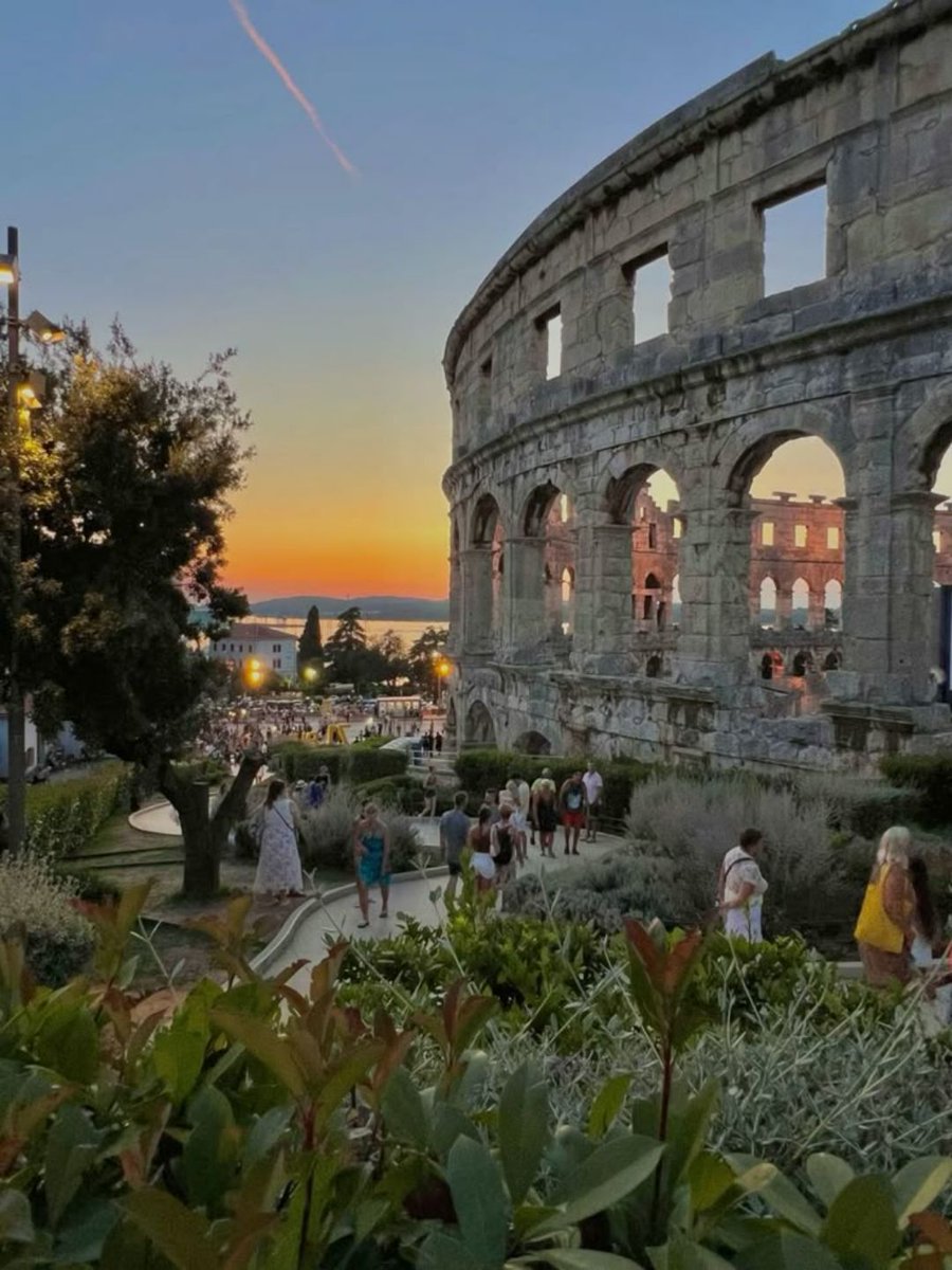 MozartCultures's tweet image. summer in croatia