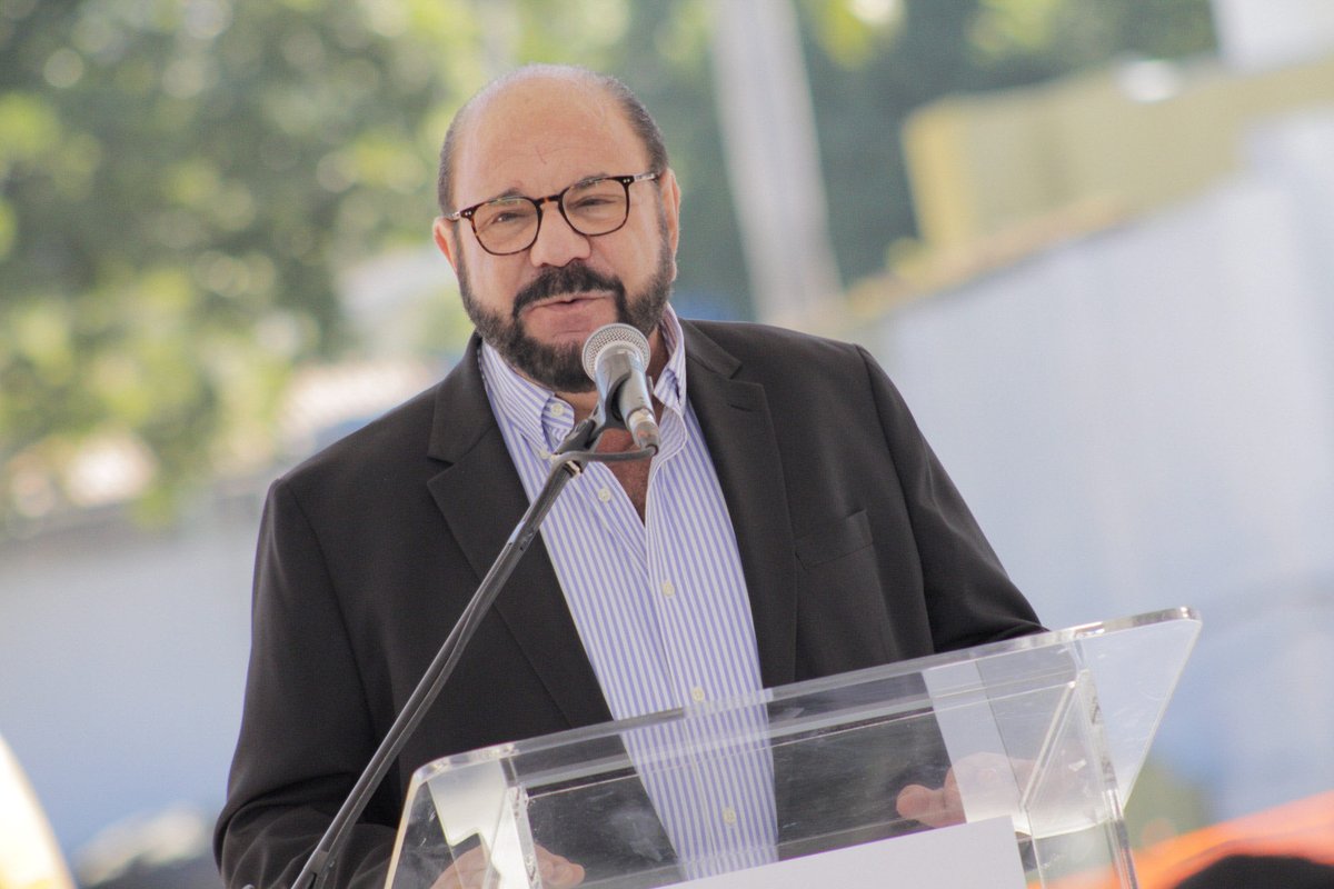 🇸🇻 INVERSIÓN. 
Hoy inicia la construcción del Campus Corporativo <a href="/BACCredomaticSV/">BAC El Salvador</a>, una inversión de 48.6 millones d/d en La Libertad Este. El Nuevo campus del BAC se convertirá en un icono regional del sector bancario. 
Consolidará en un solo espacio las operaciones estratégicas