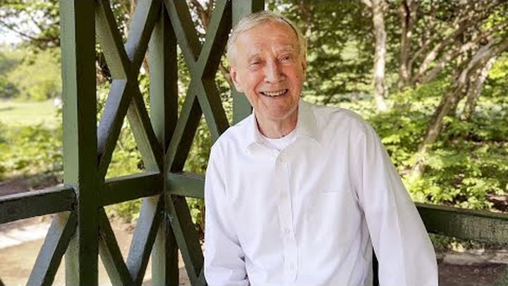 Stories have the power to heal. With your support, The Courage to Change will shine a light on real people, real challenges, and real recovery.
Help us make it happen: gofund.me/7b696bd7
#MentalHealthAwareness #TheCourageToChange