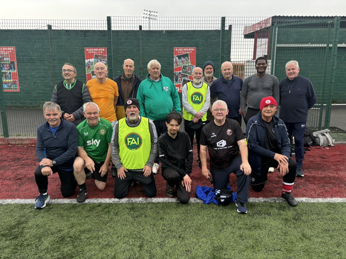 Rovers In The Community 🔴⚪️

Another big turnout for our Wednesday Walking Football group 👏

If you are interested in playing on Monday nights or Wednesday mornings email community@sligorovers.com 😀

#Bitored | #Since1928
