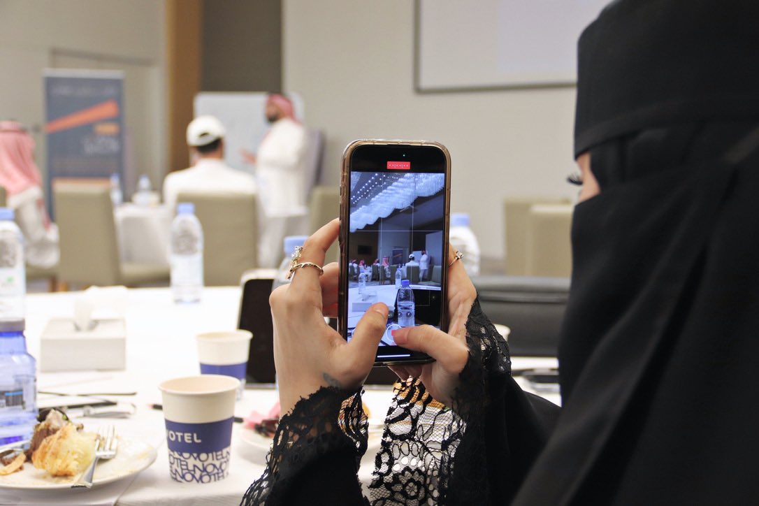 Kholoud | DM tweet media