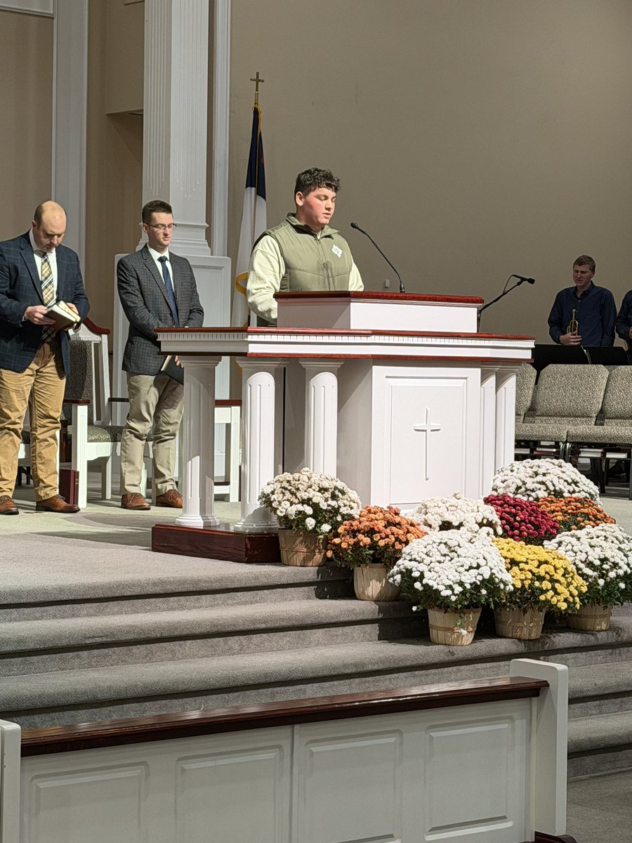 jimplank's tweet image. God blessed Beavertown Church with Revival. It was neat to have dear friends back with us. Thank you to the Buckler’s and the Mayhle’s. Always good.