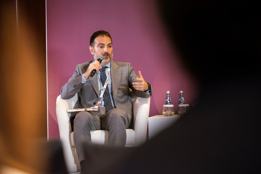 Luis Miller <a href="/CSIC/">CSIC</a> ve necesario analizar qué otras consecuencias positivas acarrean determinadas políticas, con especial énfasis en la salud mental

“Las políticas publicas pueden tener efectos positivos en la salud. Por eso es importante medir bien su impacto”

#SocialSummit2025