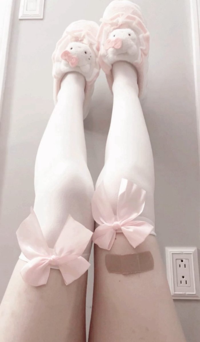 lili ♡ tweet media