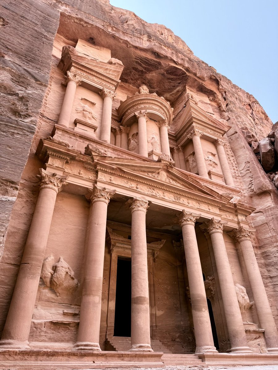 ANCIENT NABATEAN RUINS OF PETRA

📍PETRA