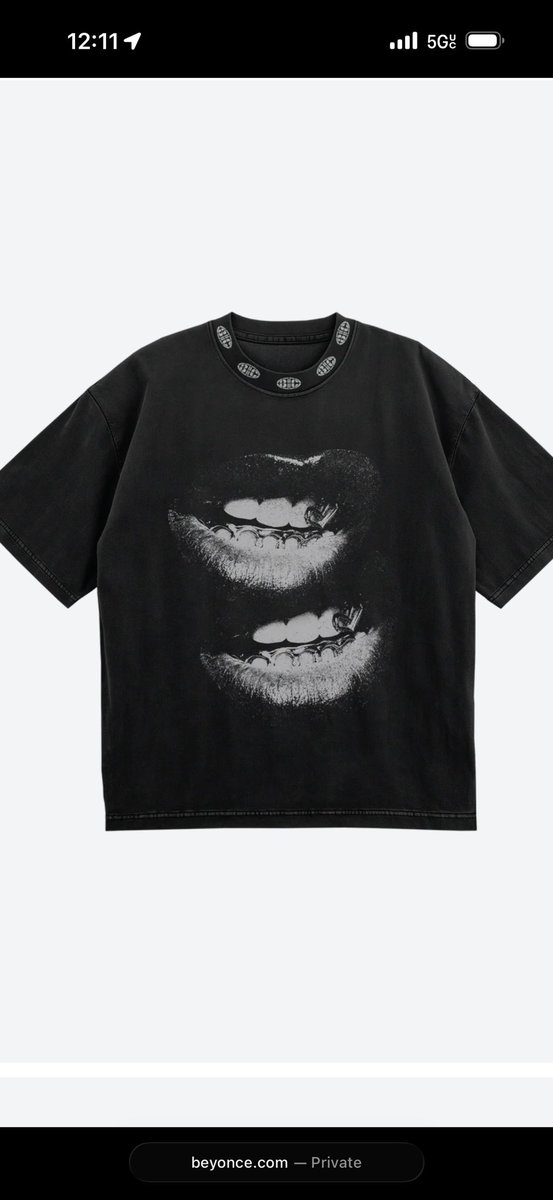 JOSECARTEIGH's tweet image. A lot of the merch drops are not very christmassy instead more
Street/rock style ACT 3 is coming.