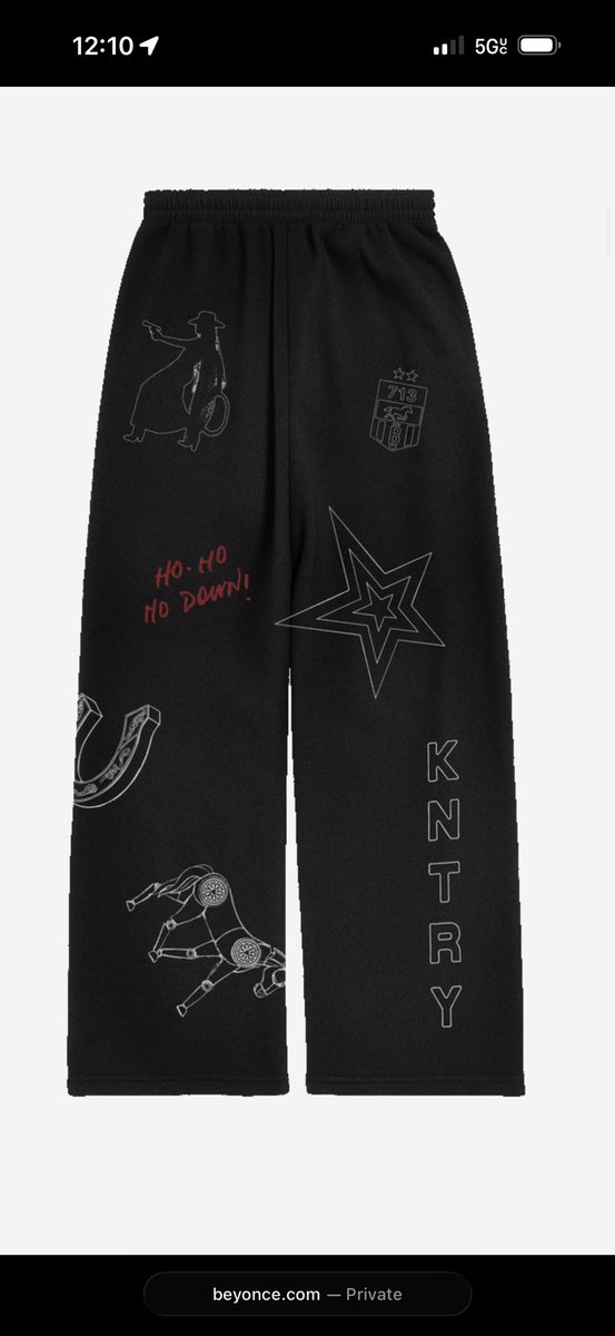 JOSECARTEIGH's tweet image. A lot of the merch drops are not very christmassy instead more
Street/rock style ACT 3 is coming.