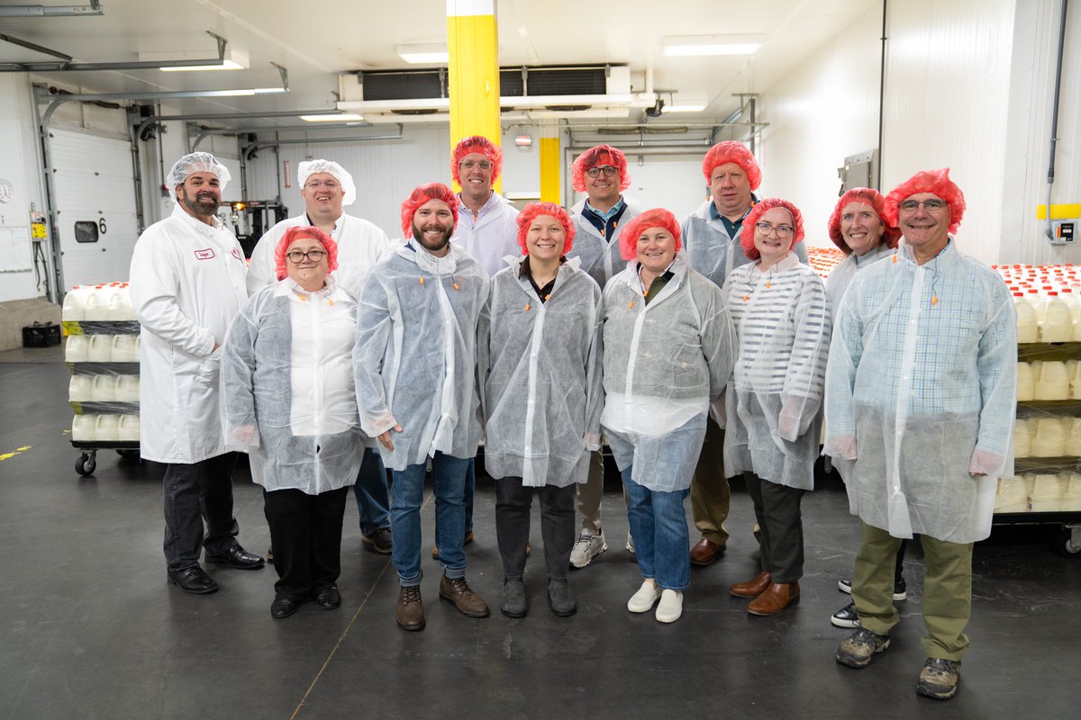 dairyidfa's tweet photo. A BIG thank you to Dairy Maid Dairy, Inc., a farmer-owned brand of Dairy Farmers of America, for hosting the IDFA team for a spectacular plant tour at the Dairy Maid Dairy processing facility in Frederick, MD! From processing, to packaging, to transportation, we learned a lot. 

Thank you for your dedication and commitment to delivering nutritious and essential dairy products to American families every single day! @dairymaiddairy @dfamilk
