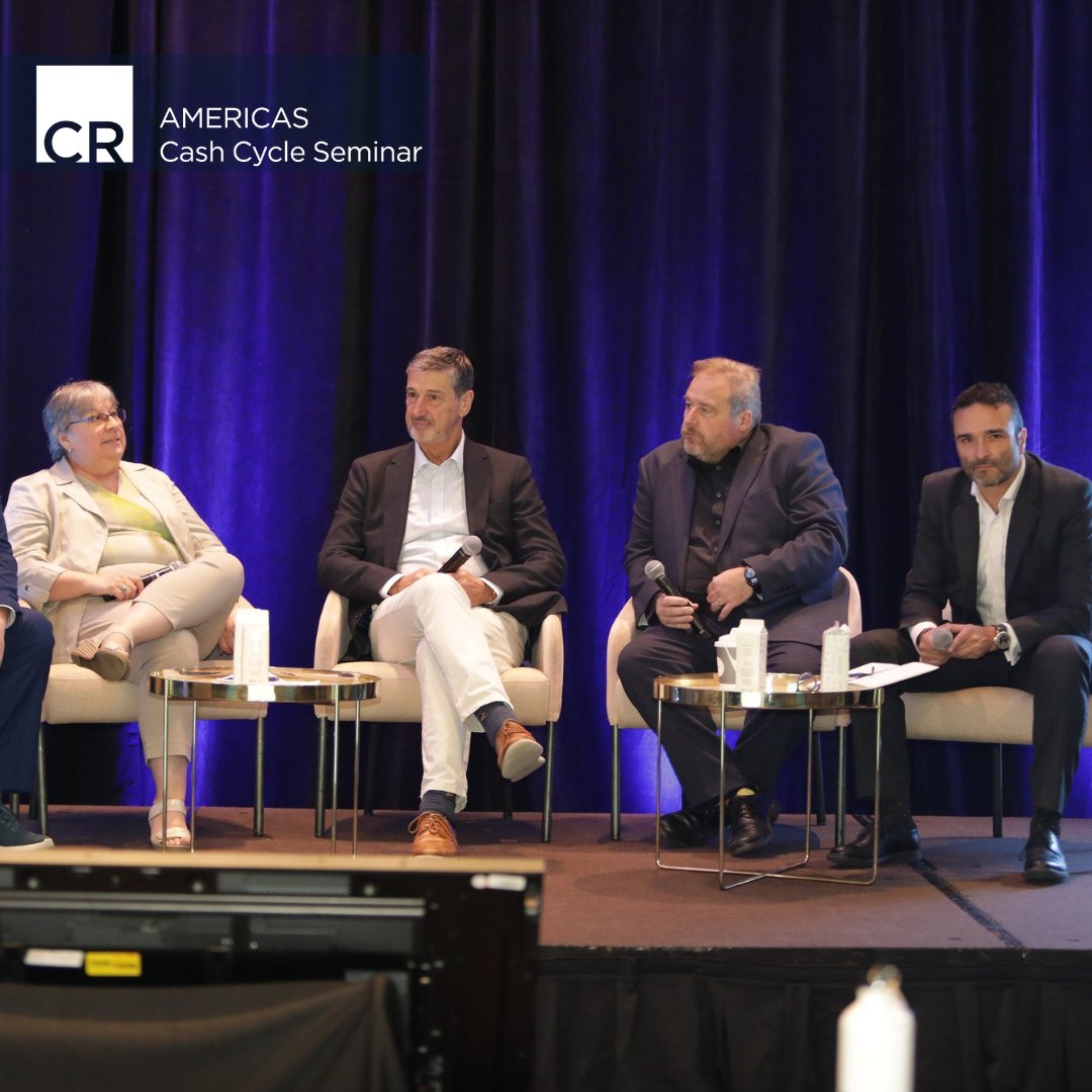 CurrencyResearc's tweet image. The #AmericasCCS2025 is underway in Miami! 🎉 Excited to welcome delegates from across the region and around the world as we dive into innovation, collaboration &amp;amp; the future of cash. Let the ideas and connections grow! 💬💼 hubs.li/Q03RRJ930
#Fintech #CashTech #FutureOfCash