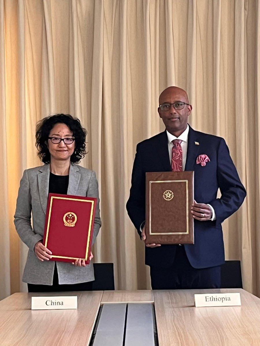 ifa_ethiopia's tweet image. #𝐄𝐭𝐡𝐢𝐨𝐩𝐢𝐚 𝐚𝐧𝐝 #𝐂𝐡𝐢𝐧𝐚 𝐒𝐞𝐚𝐥 𝐌𝐚𝐫𝐤𝐞𝐭 𝐀𝐜𝐜𝐞𝐬𝐬 𝐃𝐞𝐚𝐥, 𝐀𝐝𝐯𝐚𝐧𝐜𝐢𝐧𝐠 #𝐖𝐓𝐎 𝐀𝐜𝐜𝐞𝐬𝐬𝐢𝐨𝐧

Ethiopia and China have signed a Bilateral Market Access Protocol at the WTO Headquarters in Geneva, marking “a significant step forward” in Ethiopia’s…