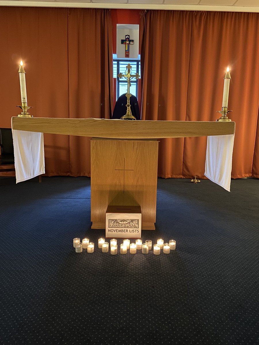 SASB_RMCE's tweet photo. The first of our class November Services took place this afternoon with S6 in our Oratory. Thanks to seminarian Matthew O’Neill for leading us in prayer and to Paul and Lewis for reading. @sasbhighschool Eternal Rest 🙏 https://t.co/3exROy64sG