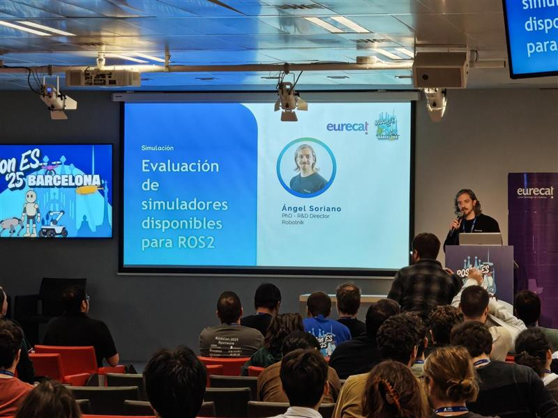 rosconspain's tweet image. Último bloque de charlas en #ROSConES2025!
En la Sala Gaudí arranca la sesión de Simulación, con temas como:
🧩 Evaluación de simuladores ROS2
🤖 Robots submarinos con patas
⚙️ Del Sim2Real con ROS Control
✈️ Maniobras de pushback con Nav2
Una inmersión total en la simulación! 🚀