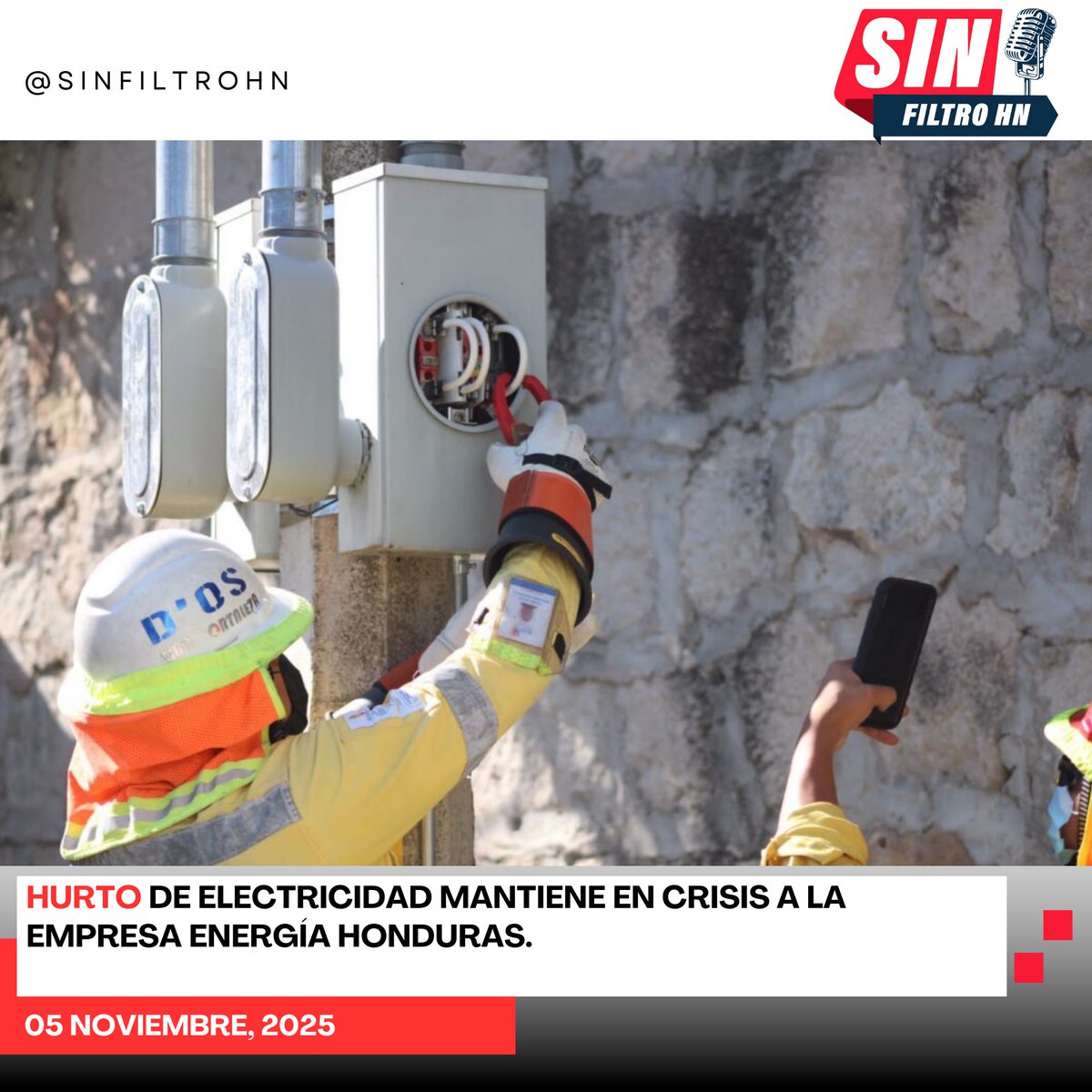 sinfiltrohns's tweet image. 🛑 El hurto de electricidad provoca pérdidas millonarias y limita la inversión en el sistema eléctrico de Honduras, advierten expertos.

LEER:sinfiltrohn-noticias.com/hurto-de-elect…

#EEH #HurtoDeEnergía #ElectricidadHN #ServicioPúblico #Honduras #SinFiltroHN