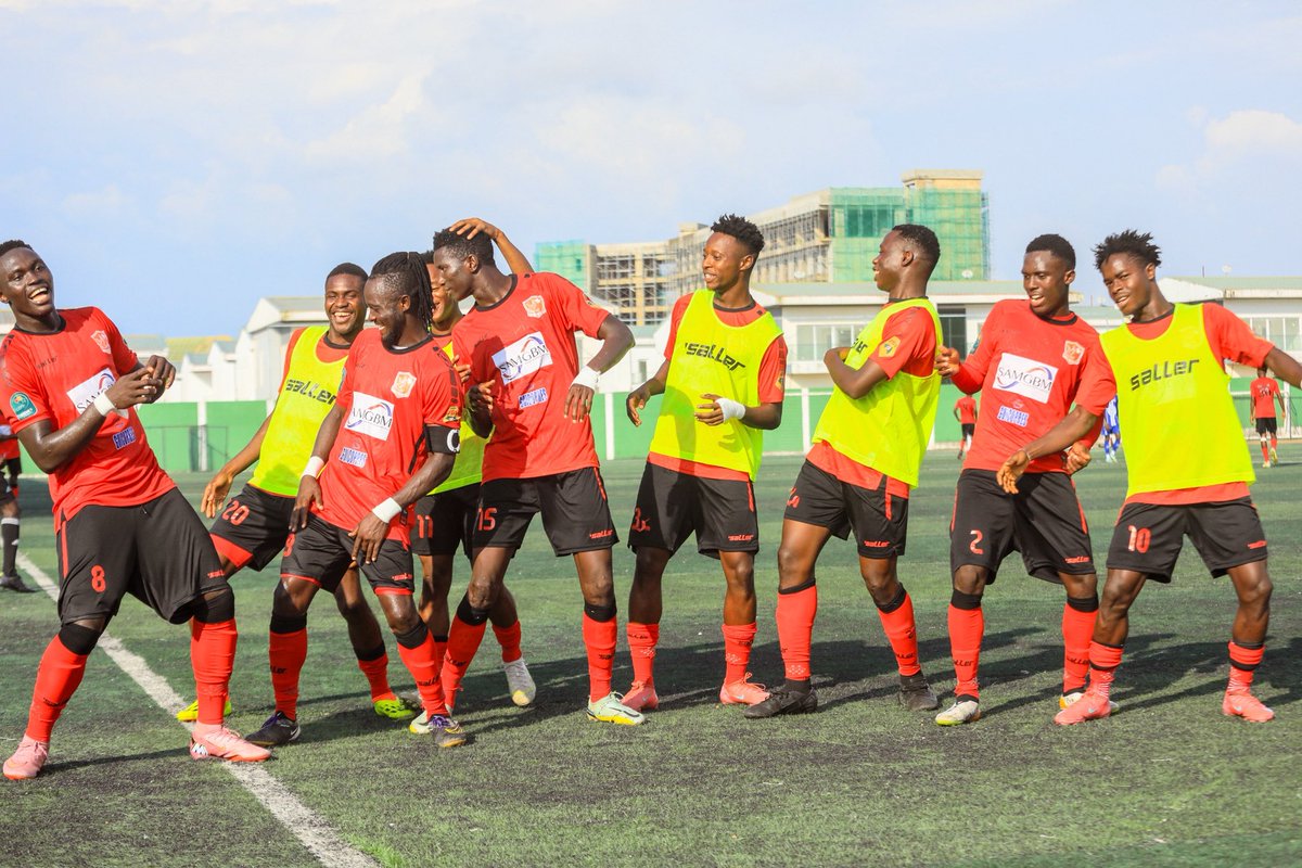 HACofficiel's tweet image. 𝐂𝐞́𝐥𝐞́𝐛𝐫𝐚𝐭𝐢𝐨𝐧 🕺

#PanAfricanTeam #ASMHAC #J1 #Ligue1Guicopres