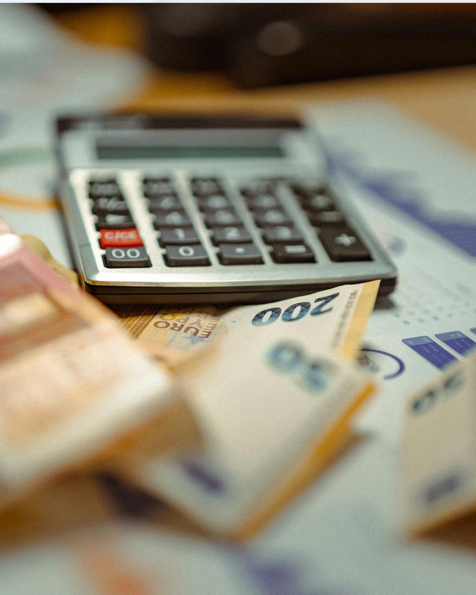 💰 How much should you have in your emergency fund? It depends on job security, health, debt, and lifestyle. Need help figuring it out?

Call us on 01 278 5555 or visit hubs.ly/Q03RdxRV0

#EmergencyFund #FinancialPlanning #SmartMoney #WealthBuilding #MoneyMatters