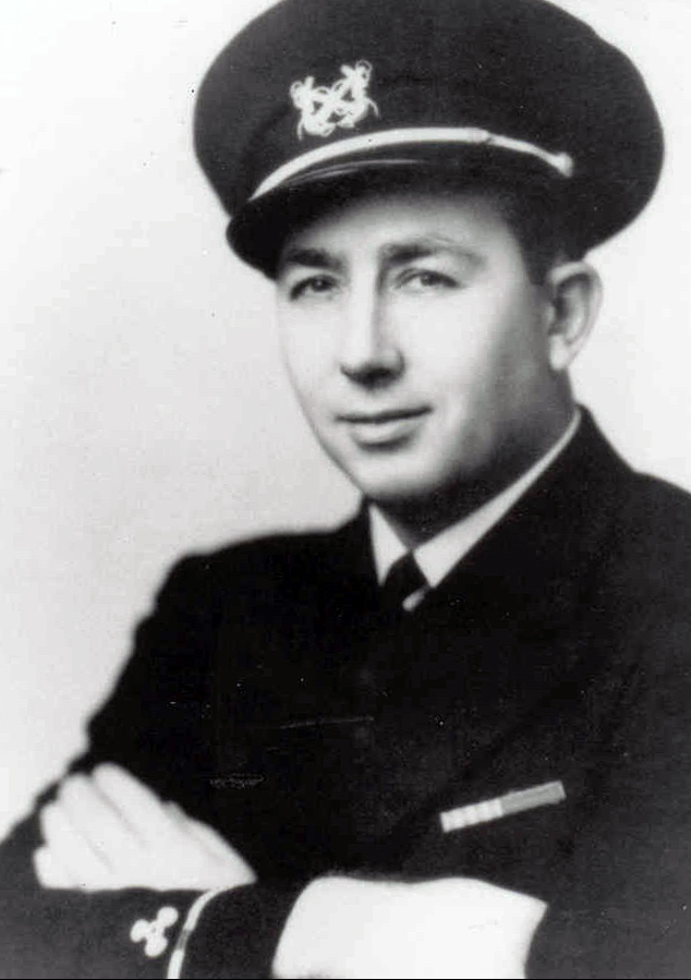 pacificparks's tweet photo. #GreatestGeneration: During the #PearlHarbor attack, #USSNevada was the only battleship to get underway - thanks largely to Donald Ross, who risked his life to keep the ship running: https://t.co/4JjVtaMVLG
#MedalofHonor #WorldWarII #PacificWar #RememberHonorUnderstand https://t.co/EYg00HVrC5