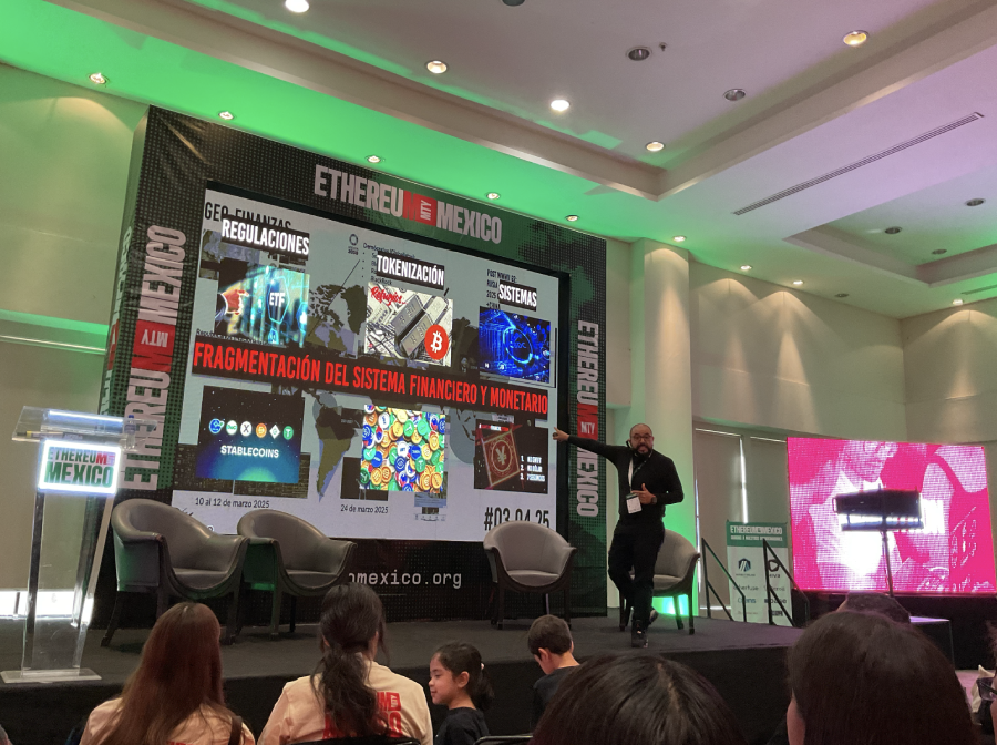 indasocial_mx's tweet image. #ETHMexico2025 no fue solo un evento, fue una experiencia que redefinió lo que significa construir comunidad en el mundo #Web3Community 🌐🌎

¡Lee el recap de esta increíble experiencia! 🤠✨👇
@ethereum_mexico #Ethereum #Monterrey 
-
indasocial.com/INDA/2025/11/0…