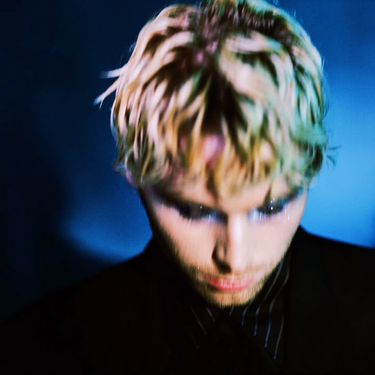 Mrs_BadOmens's tweet image. "EVERYONE IS A STAR" 
(or whatever 5SOS6 is caled)

#5SOS_SELFIEDAY #LUKE #5SOS