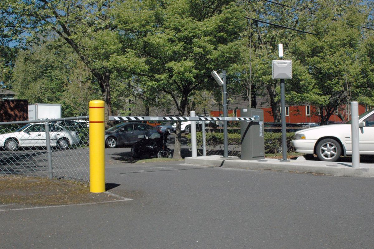 ParkingZone's tweet image. The Amano Straight Gate Arm keeps vehicle flow steady &amp;amp; your parking facility protected — ideal for garages, lots &amp;amp; gated entries.
Get dependable access control with Amano.
parkingzone.com/amano-straight…
#ParkingZone #AccessControl #ParkingSafety #Amano