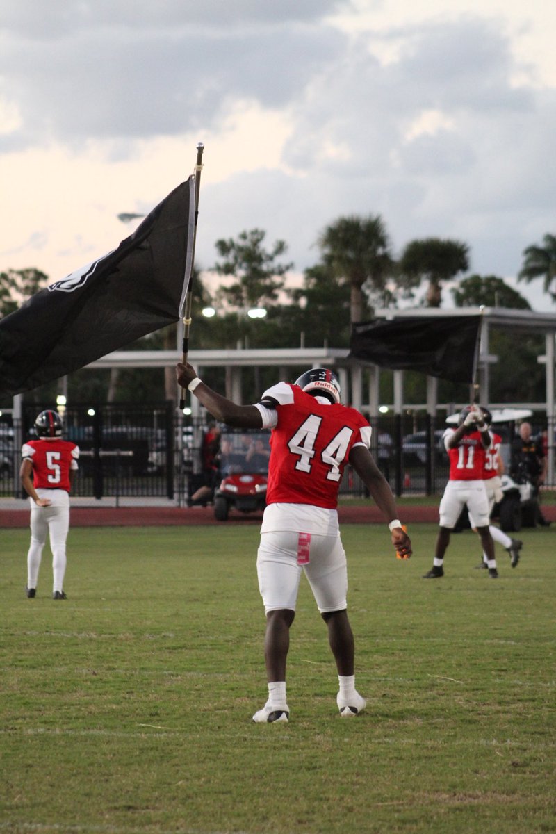 Senior season defensive highlights🔥🔥
hudl.com/video/3/224472…
(C/O 2026, LB, ATH 6,1 215 pounds) <a href="/coach_blatch/">CoachBlatch</a> <a href="/luckyblake13/">Blake Lucky</a> <a href="/coachtomg5918/">Coach Tom Geary</a> <a href="/Jkalt8244/">Jordan Kaltman</a> <a href="/Dwight_XOS/">Dwight Thomas - Catapult Sports</a> <a href="/CoachDoug34/">Doug Moreau</a> <a href="/SFHS_FB/">SFHS FB</a> <a href="/ESPNTop63/">ESPN Top 63</a> <a href="/EraPrep/">New Era Prep</a>