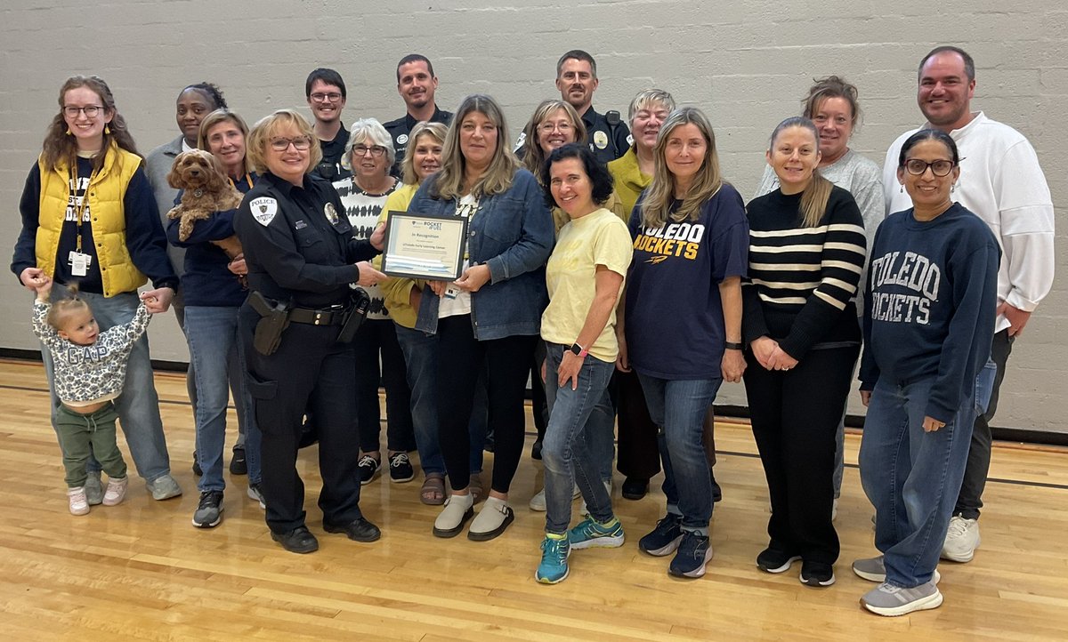 UToledoPD's tweet photo. Thank You!  Rocket Re-Fuel was a success.  You donated 1,900+ items/$$ to support Rocket Fuel Pantries.  UToledo ELC collected the most. We stopped by &amp; were welcomed by staff, students &amp; a fur friend.  If you missed out, Toledo Rockets Clash of the Cans is going on right now. https://t.co/nztiwfi4IA