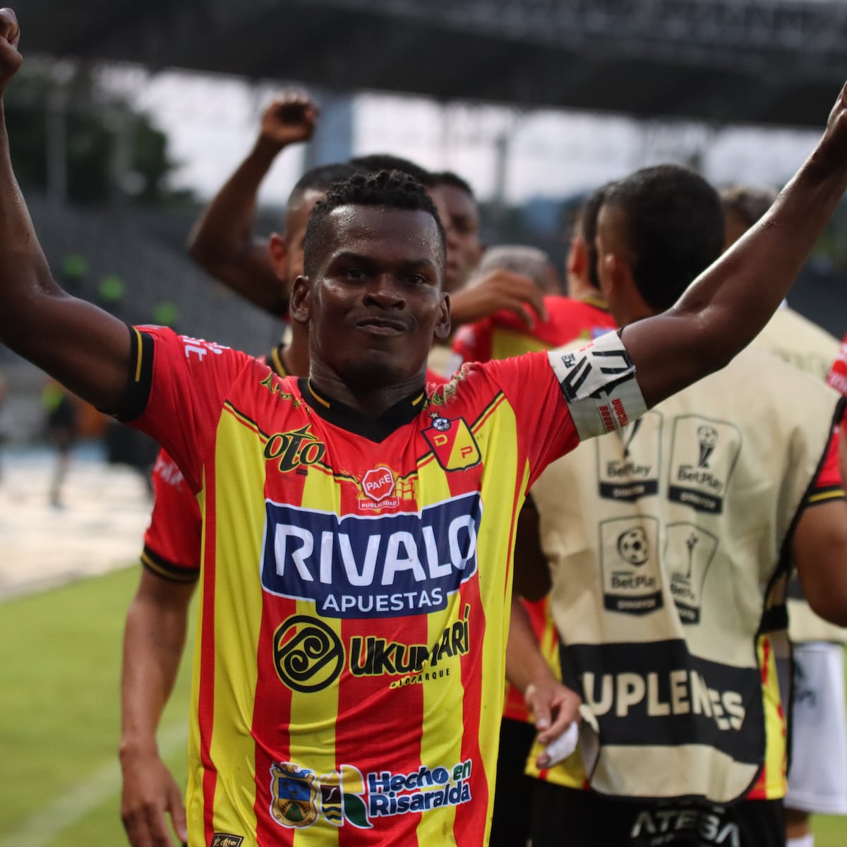 ZonaLibreDeHumo's tweet photo. #ZonaLibreDeHumo🗣️🎙️"La salida de Carlos Darwin de @AmericadeCali fue un tema más personal" Juan Carlos Torres, agente de Carlos Darwin Quintero 
📷 D.R.A. https://t.co/KZyxDlNpgz