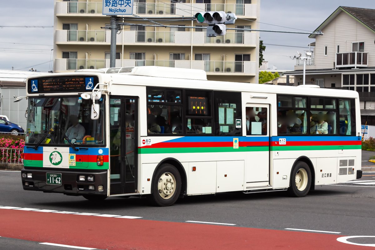近江鉄道バス  
滋賀　200　か　1162
ADG-RA273MAN  2005年式
元西武バス