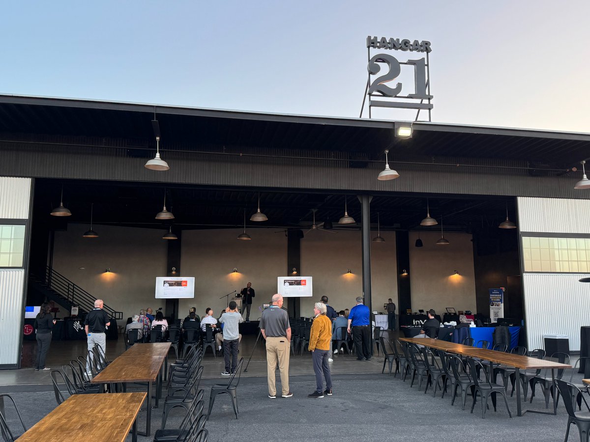 CodeCorp's tweet image. Thank you, @Think_BlueStar, for closing out the 2025 2U Tour at Anaheim’s Hangar 21. We connected with VARs, ISVs, and SIs, tackling regional challenges head‑on through data capture.

From coast to coast, this year’s tour proved that strong collaboration and dependable scanning…
