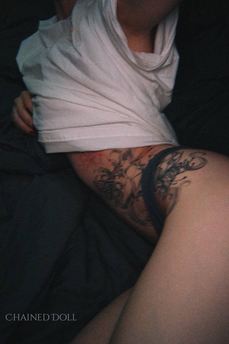 chained_doll_X's tweet photo. ⁺˚･༓☾ 𝓞𝓶𝓷𝓲𝓪 𝓵𝓲𝓬𝓮𝓽 ☽༓･˚⁺  

#GirlsLove #Girls2 #egirlaesthetic https://t.co/6I3hwjMFyb