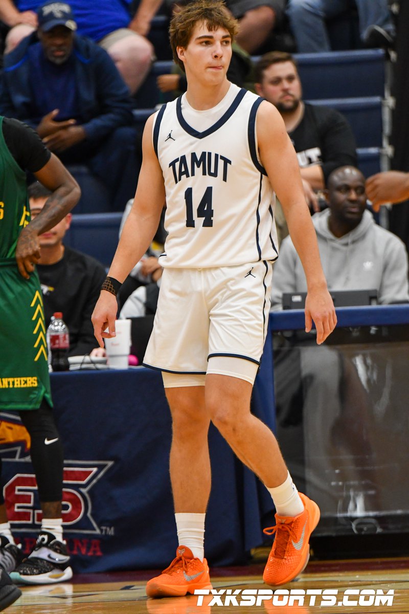 txkSports tweet media