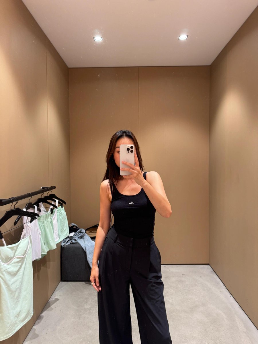 AurineStar's tweet image. #PeacefulMind #GoodMoodEnergy #PositiveFlow #SoftConfidence #GoldenMood