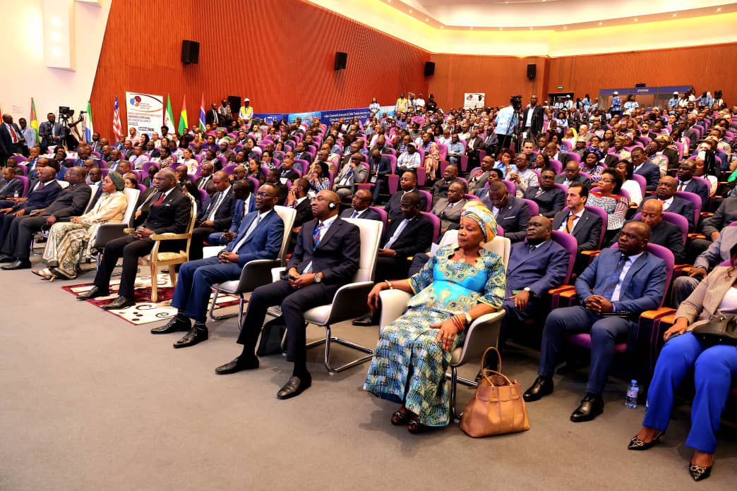 nigerianports's tweet image. MD, NPA Calls For Regional Collaboration At The 45th PMAWCA Council Meeting: 

At Pointe-Noire, Congo, Dr. Abubakar Dantsoho—NPA MD and PMAWCA President, represented by the General Manager, Corporate Affairs and Spokesperson of the Authority, Mr. Ikechukwu Onyemekara—opened the…