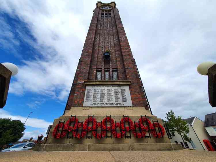 🎖️ REMEMBRANCE FIXTURE 🎖️

FREE ENTRY for all Armed Forces personnel, past or present, including @PinxtonFC1 supporters.

Regular &amp; Reserve, Veterans, TA &amp; Cadets welcome.

Please bring valid service or cadet ID.

📅 Sat 8 Nov | 🕒 3pm KO | LE67 3DA <a href="/utdcos/">UCL</a>  

📸 <a href="/CoalvilleNub/">Coalville Nub News</a>
