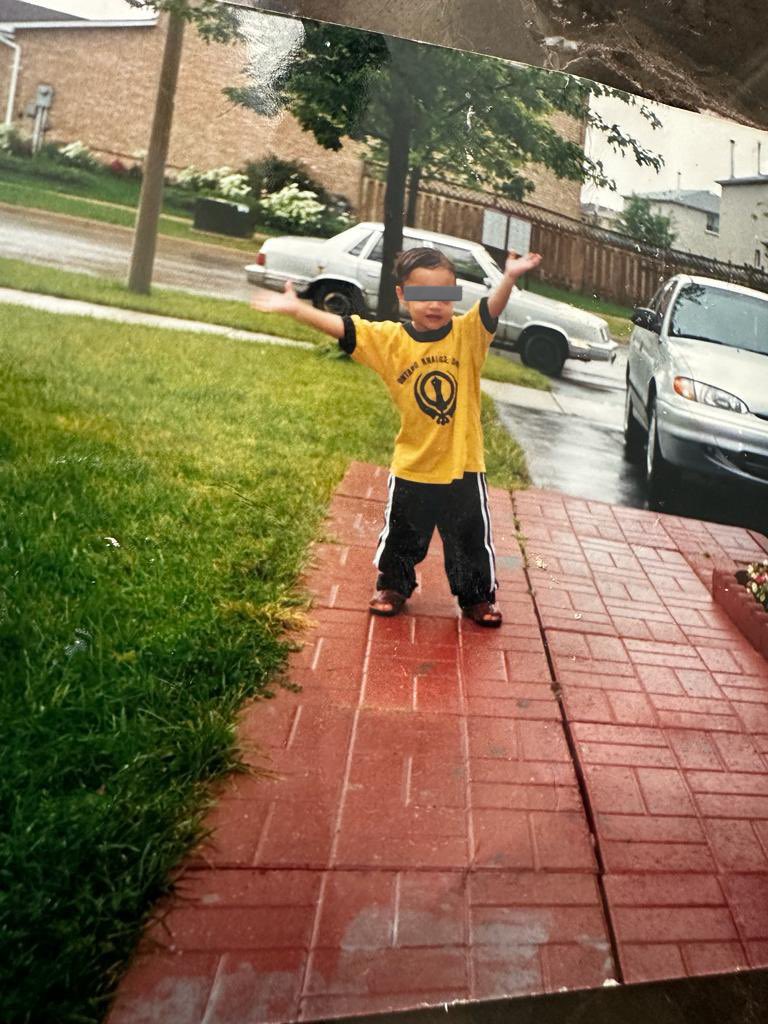 Hey asshole

Born in Ontario

Celebrates Gurpurab every year 

Keep crying bitch

Your tears taste delicious