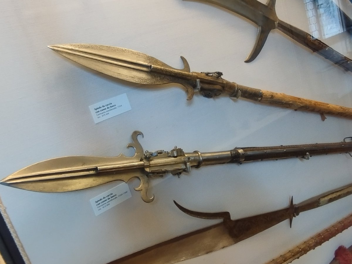 Plenty of historical artifacts to draw inspiration from!

Gunblades for everybody.