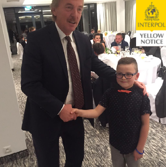 cwelpl218151's tweet image. INTERPOL YELLOW NOTICE
He went missing as a child, and this is his probable appearance today.
Family name: Ćwiąkała
Forename: Tomasz
Nationality: Poland
Distinguishing marks and characteristics:
Height: 1.60 metres
Weight: 60 kilograms
Colour of hair: Blonde