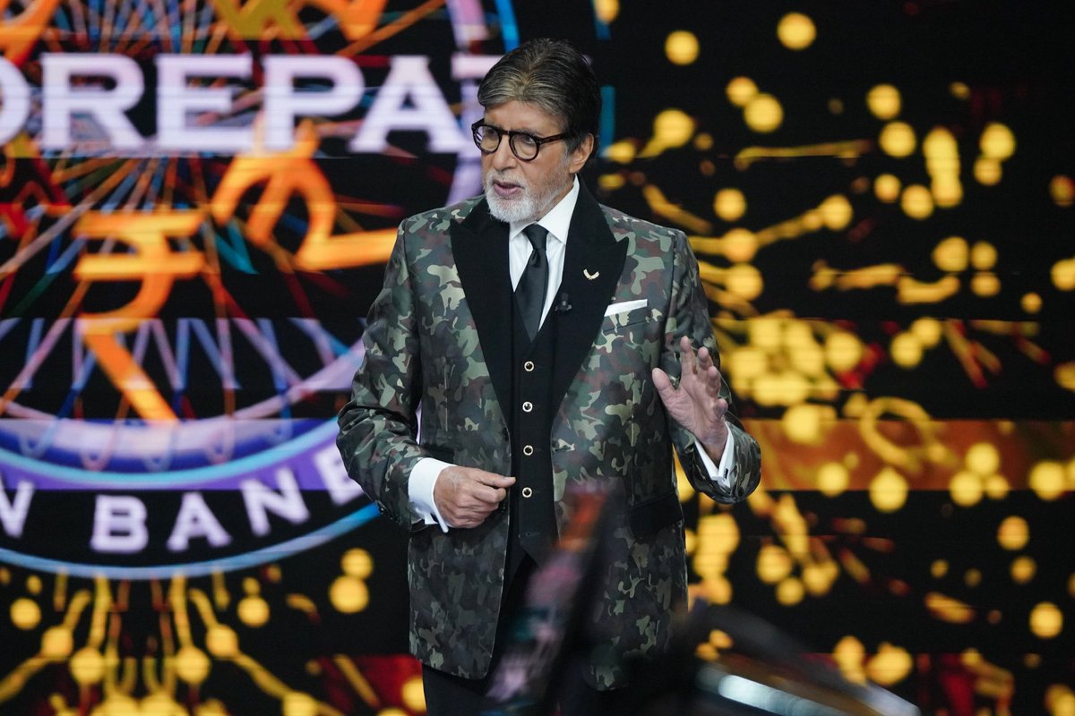 ashokmistry4545's tweet image. The elegance in your choices.
The calm in your expression.
The royalty in your presence…
No wonder the world calls you a Style Icon — it is effortless for you.
@SrBachchan Sir 💫
#AmitabhBachchan #GraceAndPower
#StyleIcon