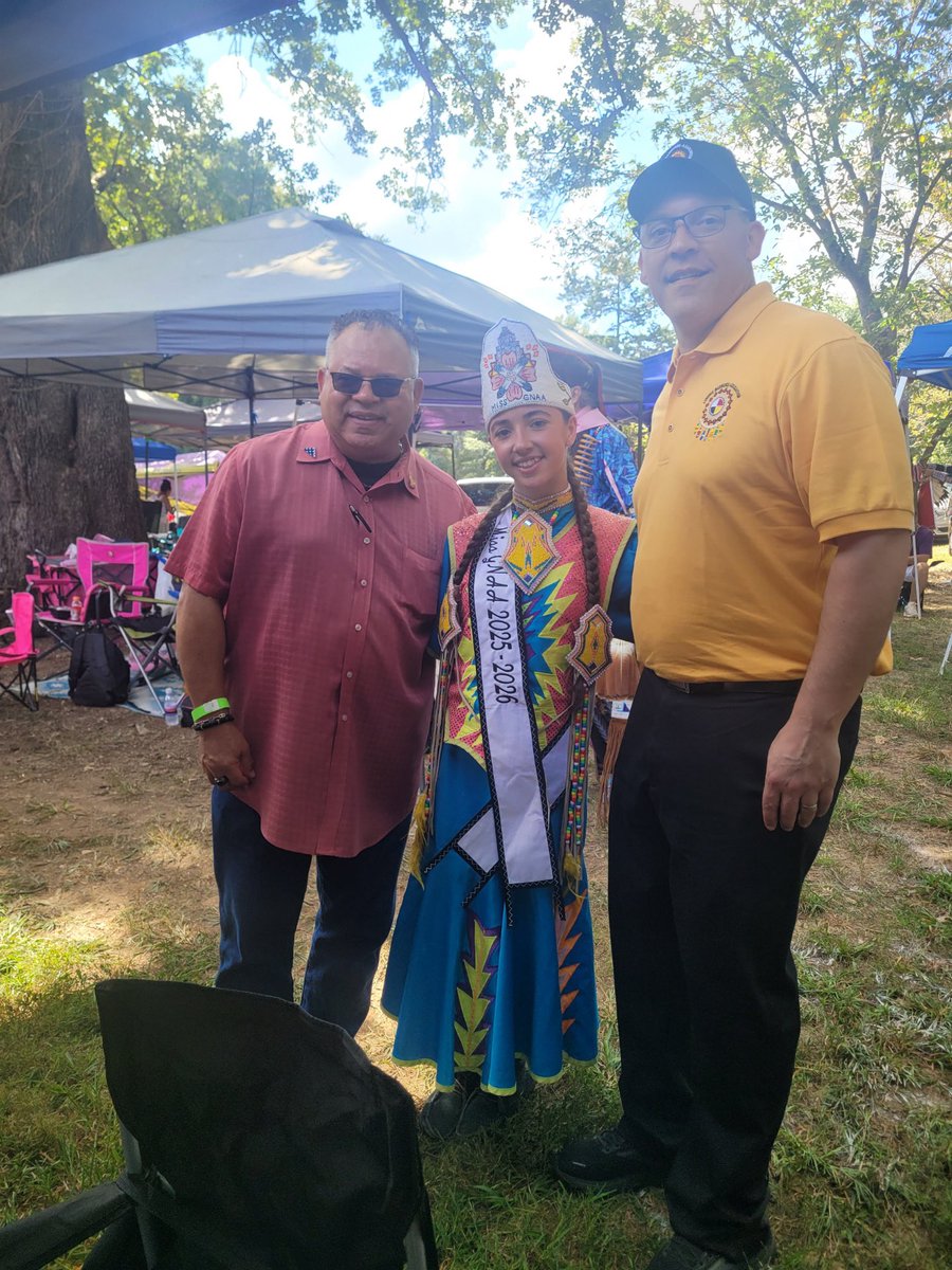 GenMeadesPen's tweet photo. @dogwoodblooms My family looks forward to seeing you there! #Coharie #NCProud #Native 🪶🇺🇸 https://t.co/RbJhVPfvFS