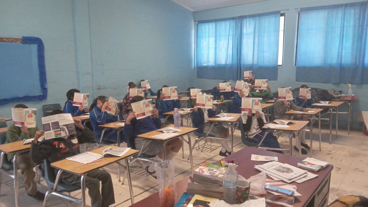 CapaTorreon's tweet image. Esc. José Maria Morelos y Pavón, T.M., Taller Psicoeducativo " YO ELIJO "  MI VIDA SIN DROGAS"
💻Facebook: Cecosama Torreón
📱Twitter: CECOSAMA Torreón
☎️Teléfono: 8712 85-17-24
☎️Línea de Vida: 800 911 2000
capatorreon@gmail.com
 @SSalud_mx  @salud93108 @conasamamx