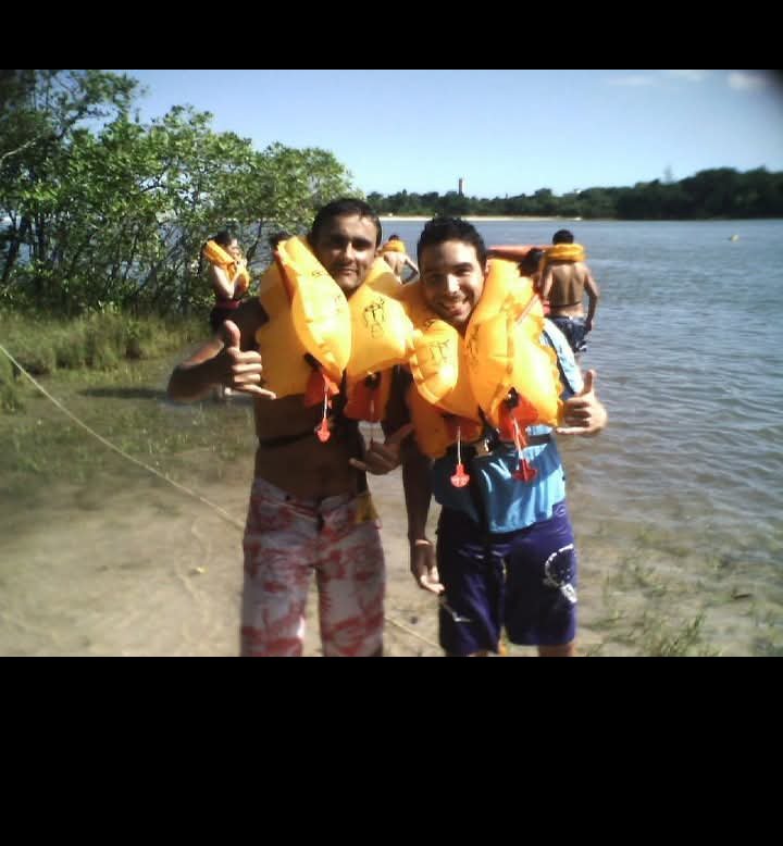 EduardoPrugger's tweet image. Um pouquinho da epoca de sobrevivência na selva do curso de #comissario 

#saudades #comissariodebordo #aviacao