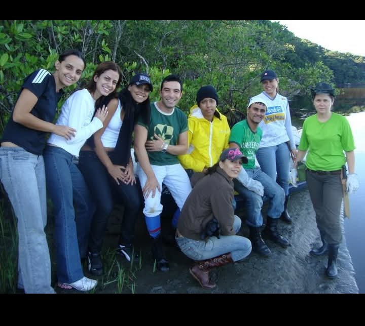 EduardoPrugger's tweet image. Um pouquinho da epoca de sobrevivência na selva do curso de #comissario 

#saudades #comissariodebordo #aviacao
