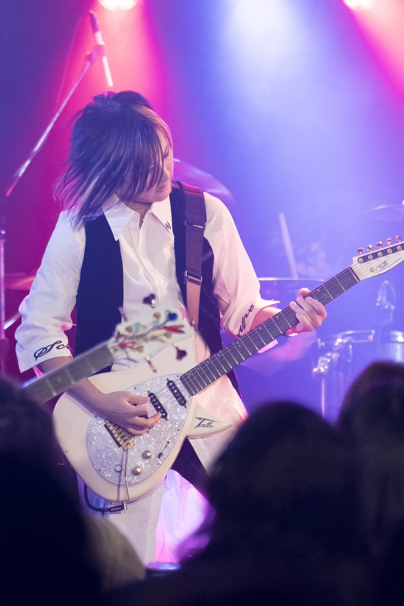 ASARIN_stg's tweet image. 無事に、シドのコピバンを満足に終えられました。

ラメフェスに出演出来た事を誇りに思います。

次はGLAYで♪

photo: @245_photo 

#ラメフェス
#これはシドのコピバンです