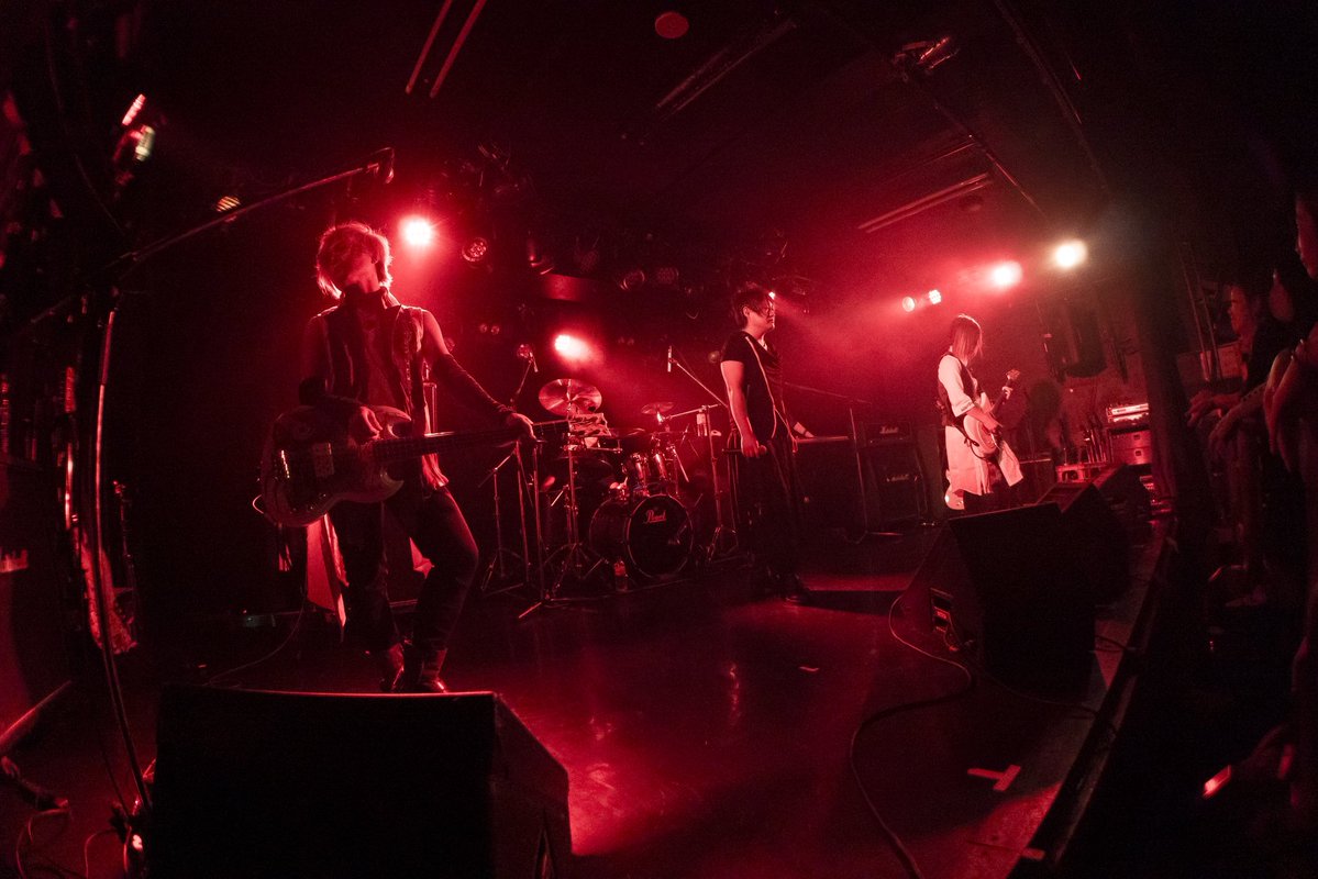 ASARIN_stg's tweet image. 無事に、シドのコピバンを満足に終えられました。

ラメフェスに出演出来た事を誇りに思います。

次はGLAYで♪

photo: @245_photo 

#ラメフェス
#これはシドのコピバンです