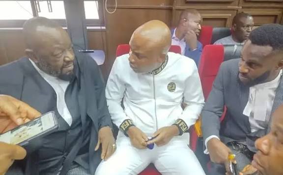 IfeeCJ's tweet photo. Arbitrary judicial threats by Justice Omotosho risk Mazi Nnamdi Kanu’s human rights. The international community must intervene. @StateDept @ICRC @UNHumanRights @CNN @Reuters https://t.co/dyj8vjMBCs