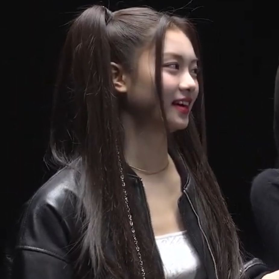 saminagrm's tweet image. pigtails garam my beloved