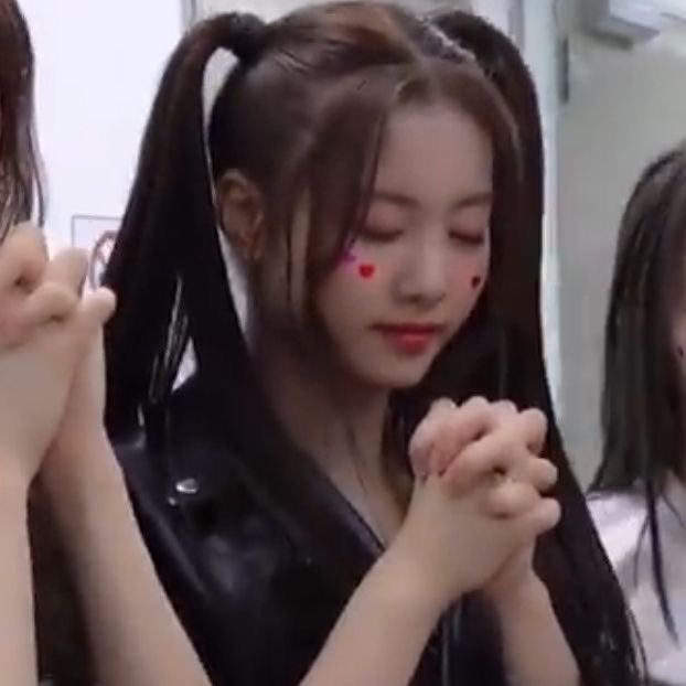 saminagrm's tweet image. pigtails garam my beloved