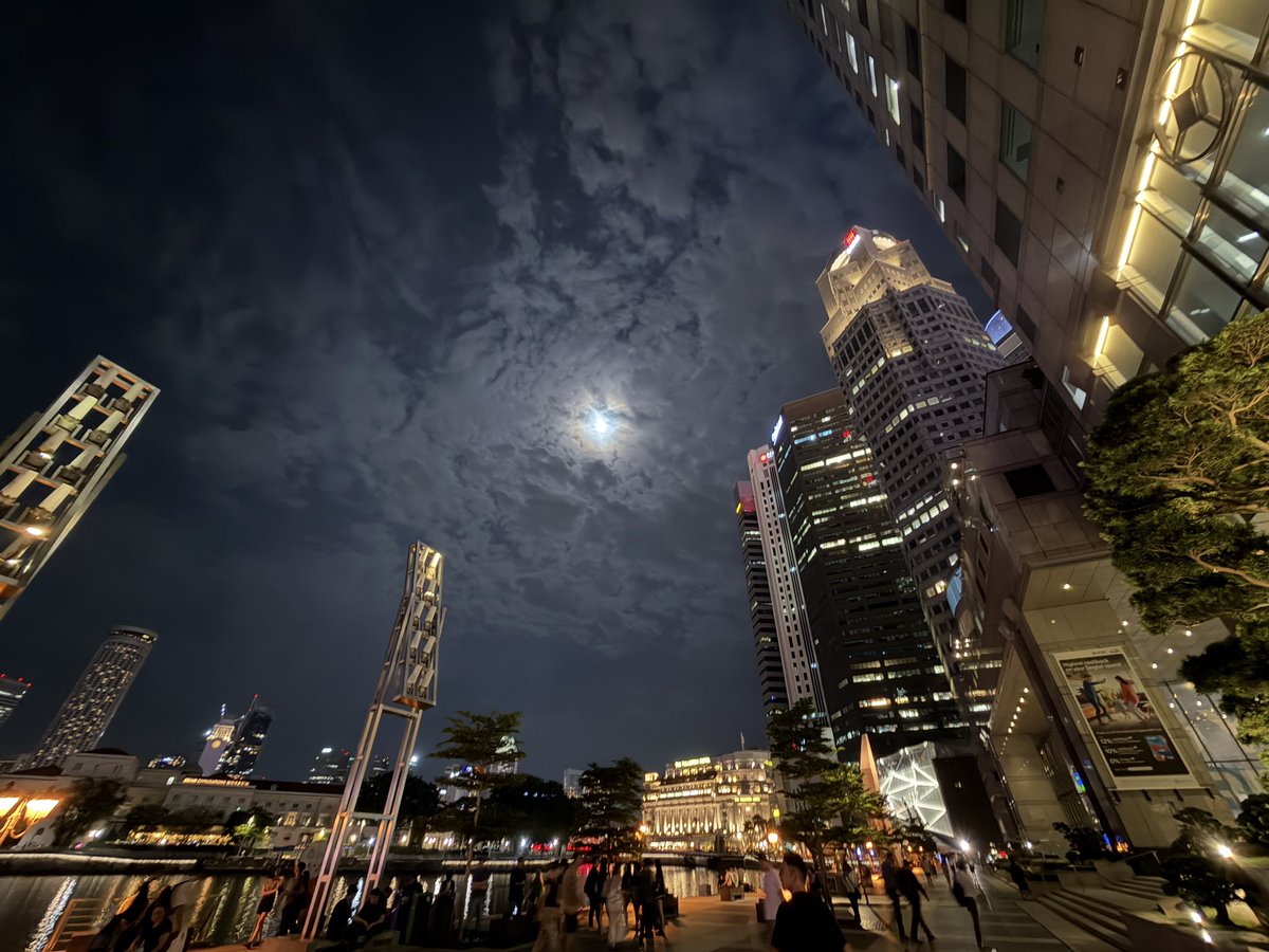 Abstract_healer's tweet image. The full moon 🌕 in Taurus signifies karmic completion of long-awaited cycles, endings, new chapters, and greater grounding. Stay calm and let go of anything not aligned with your path. 

#TaurusFullMoon #purnima