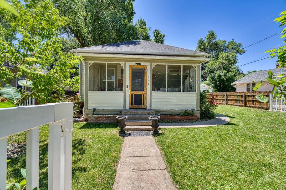 Peak_dream's tweet photo. Updates to share - new listings, lower prices, cheap land!
JUST LISTED https://t.co/9CvGq8jpjA 🤩
REDUCED $$ https://t.co/bdxw7hInMD 🏡
ONLY $15K https://t.co/7q2EEG1Ivi 💵
#ColoradoRealEstate #ForSale #ColoradoBHHS #PeakDream #COrealtors #Listings #BHHS #ListingAgent #RealEstate https://t.co/3bISX3KyL3